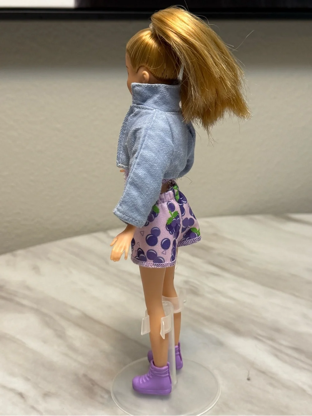 Barbie Mattel Stacy in outfit